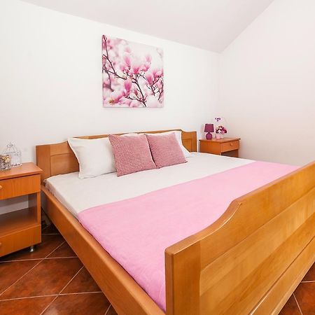 Apartments Elena Tivat Luaran gambar