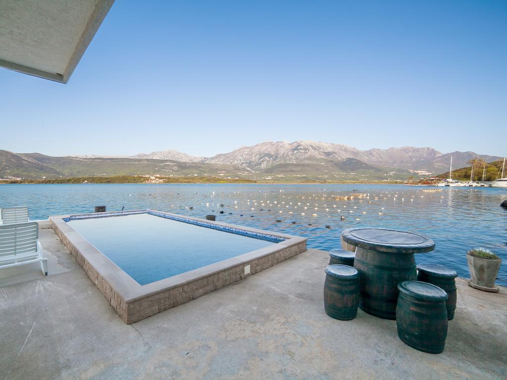 Apartments Elena Tivat Luaran gambar