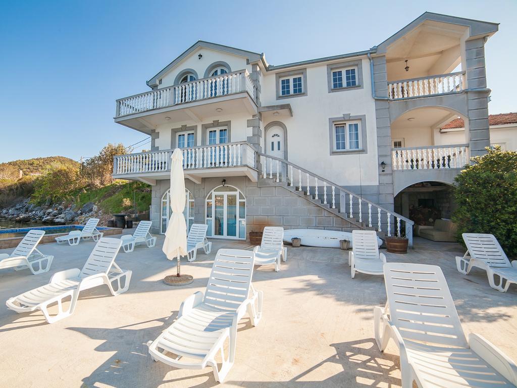 Apartments Elena Tivat Luaran gambar